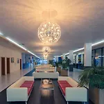 ホテル Glarus 4*