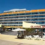 Glarus ホテル 4*