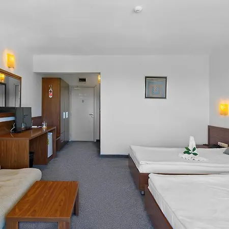 Hotel Glarus Sunny Beach