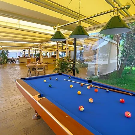 Glarus Beach& Aqua Park Hotel