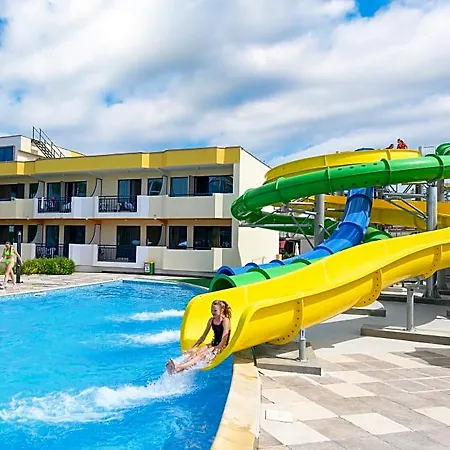 Glarus Beach& Aqua Park