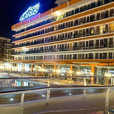 Glarus Beach& Aqua Park 4* סאני ביץ'