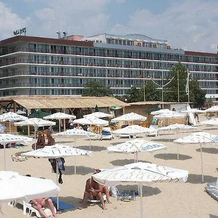 Glarus Beach& Aqua Park 4* סאני ביץ'