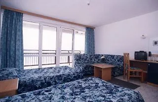 Glarus Beach& Aqua Park 4* סאני ביץ'