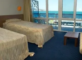 Glarus Beach& Aqua Park מלון 4*