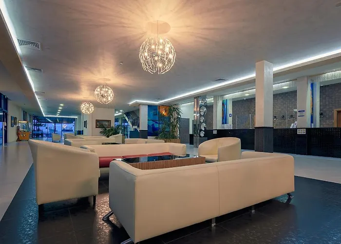 Hotel Glarus Słoneczny Brzeg